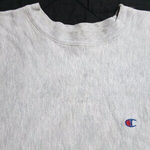 Vintage Champion Reverse Weave Crewneck Sweatshirt Heather Gray